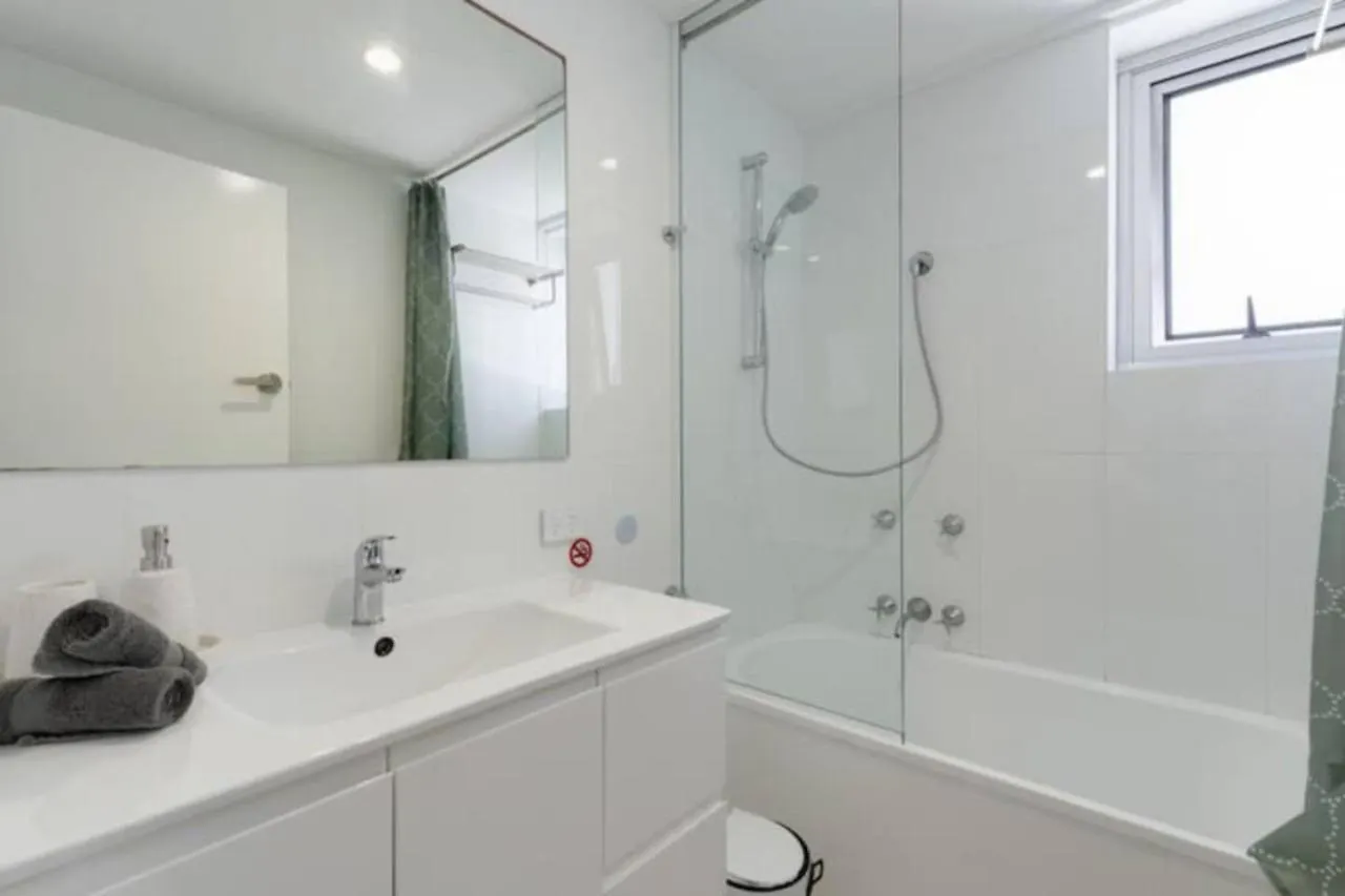 Burleigh Point Vibes 2 Bed Apartment *