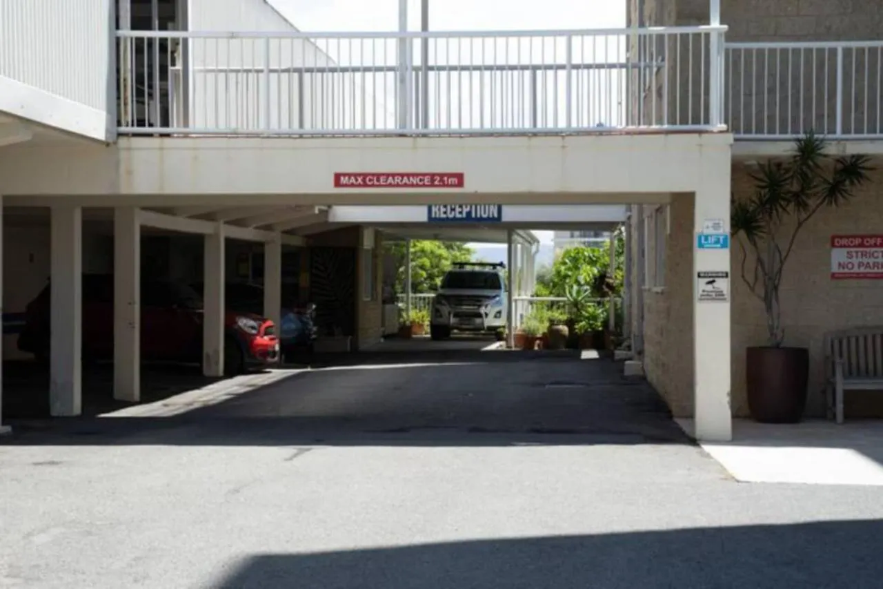 Burleigh Point Vibes 2 Bed Apartment *