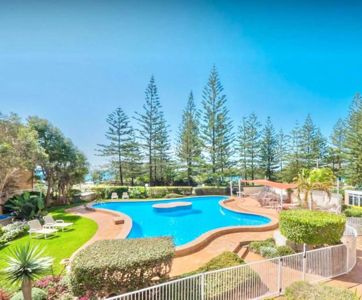 Palace In The Sky Gold Coast