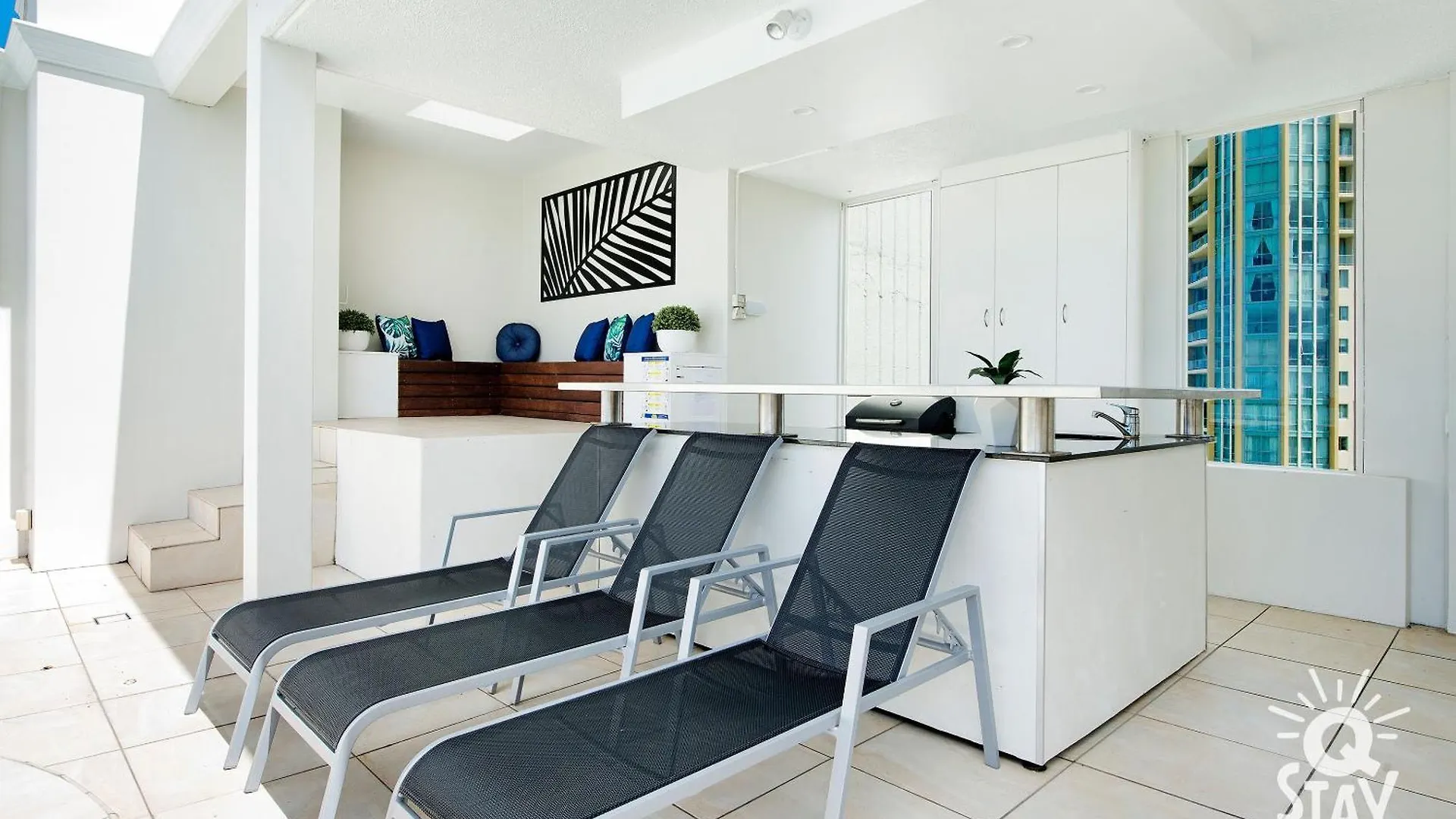 3 Bedroom Penthouse With Private Pool - Q *