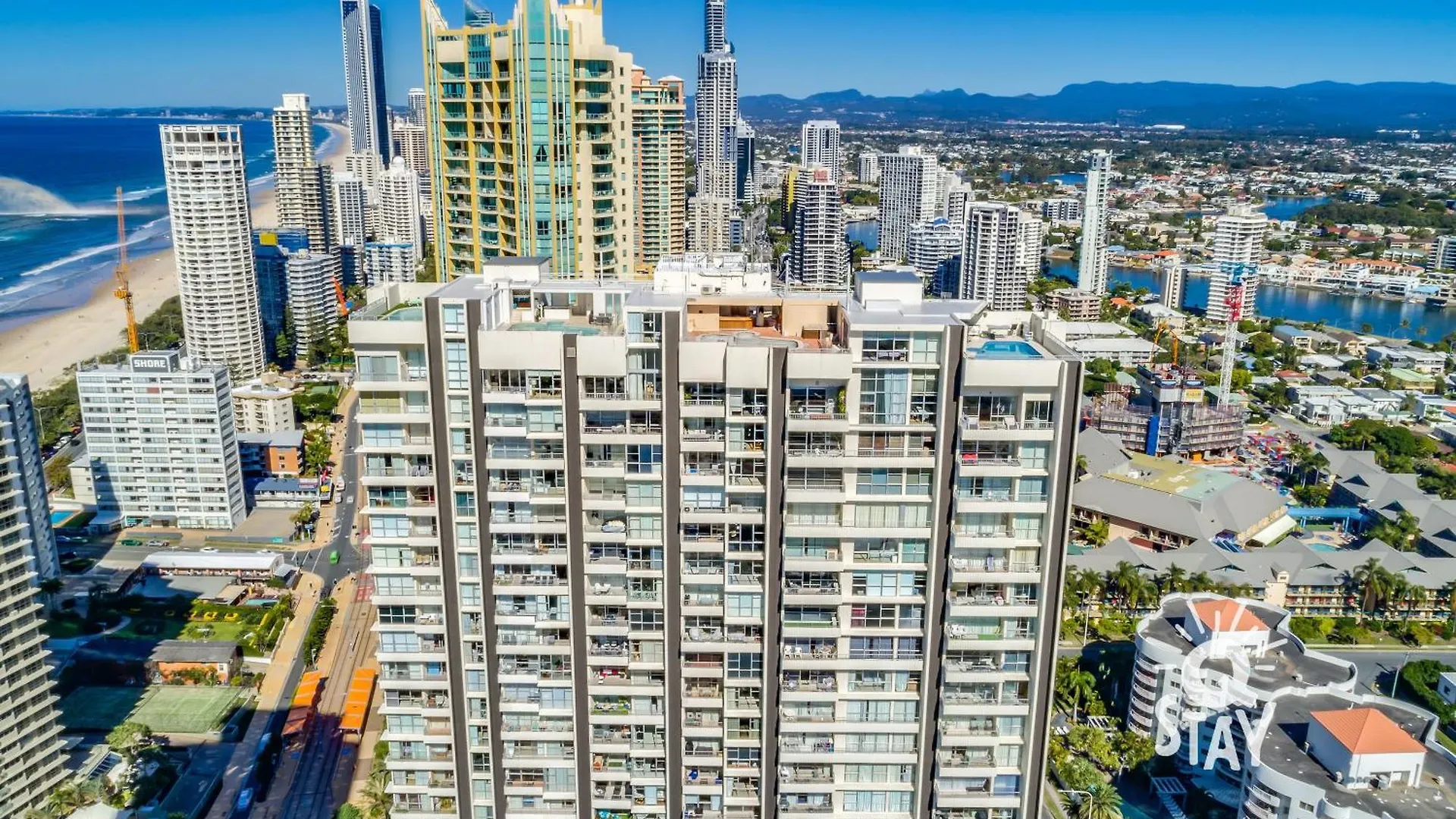 3 Bedroom Penthouse With Private Pool - Q