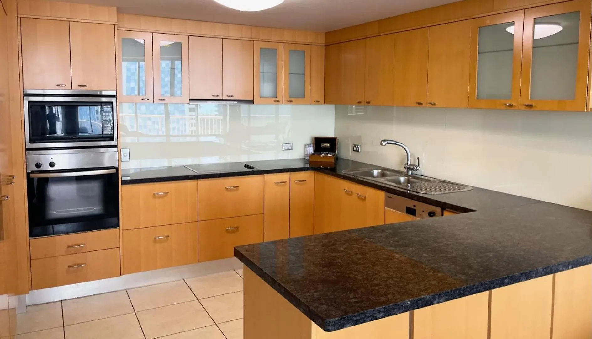 Bel Air On Broadbeach - Official 4*