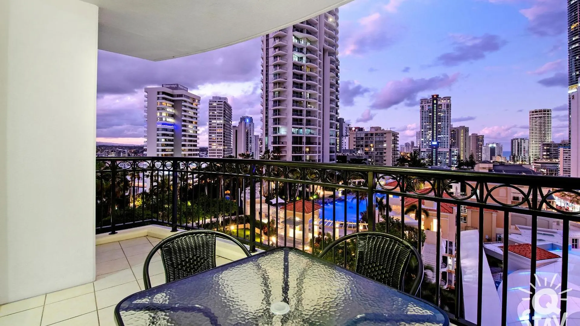 Kids Free In Hinterland View 2 Bedroom 1 Bathroom At Chevron Renaissance- Q Apartamento