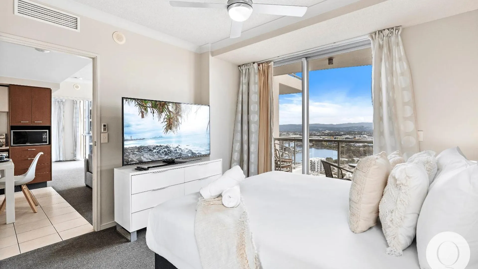 Kids Free In Hinterland View 2 Bedroom 1 Bathroom At Chevron Renaissance- Q Apartamento Gold Coast