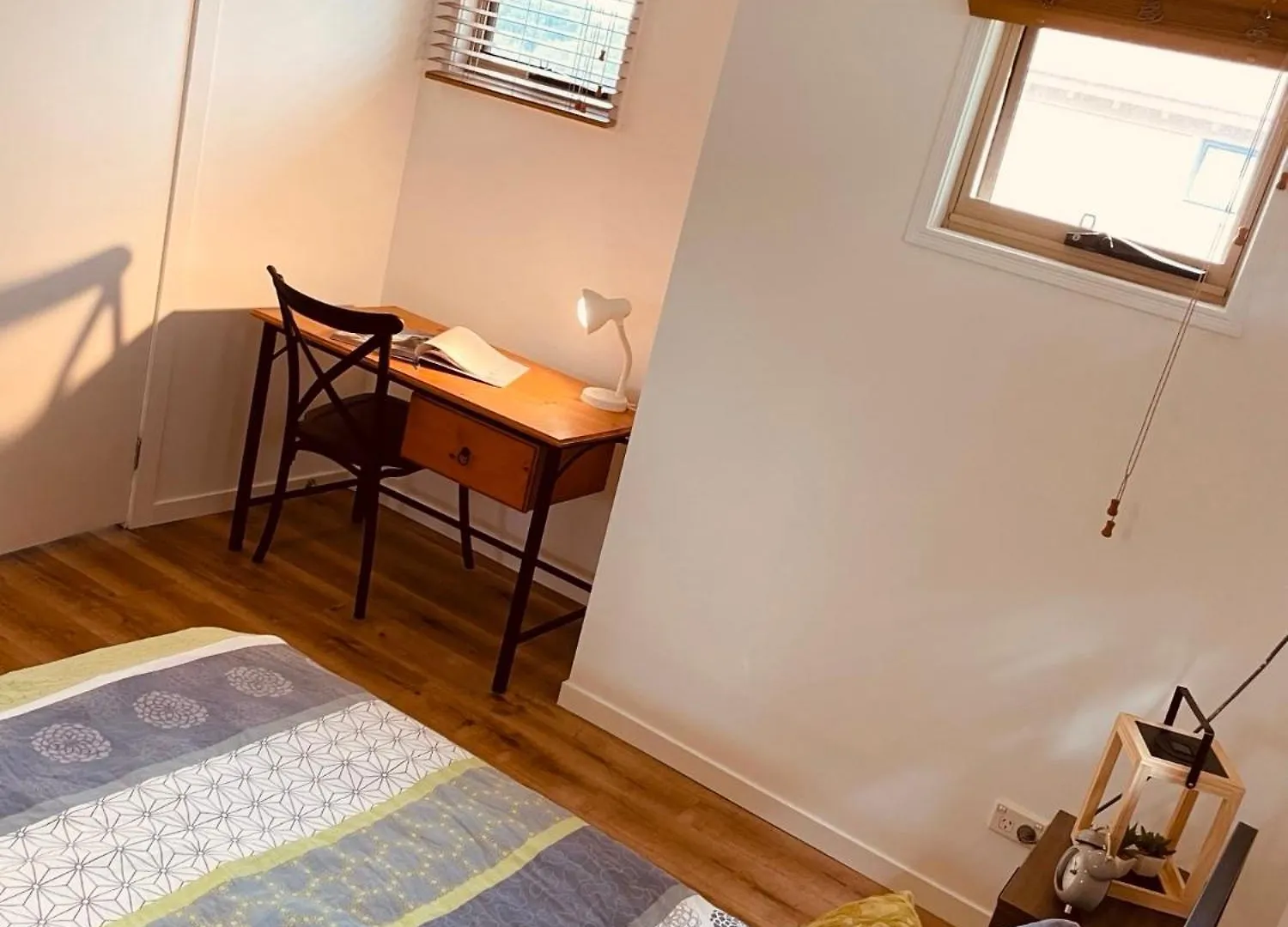 Guest house Easy Next To Bond