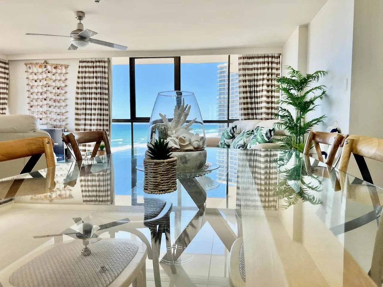 Seacrest, Surfers Front 15a Appartement