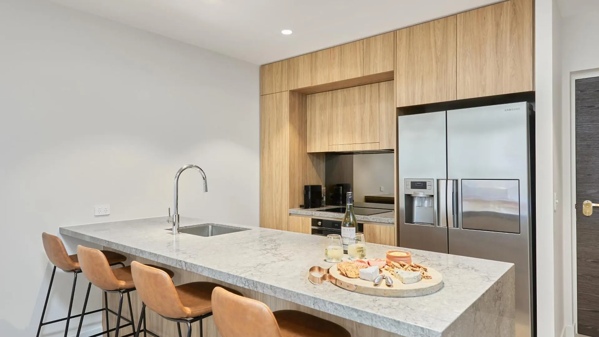 Daire Oceanview Luxury Broadbeach 2 Bedroom Gold Coast
