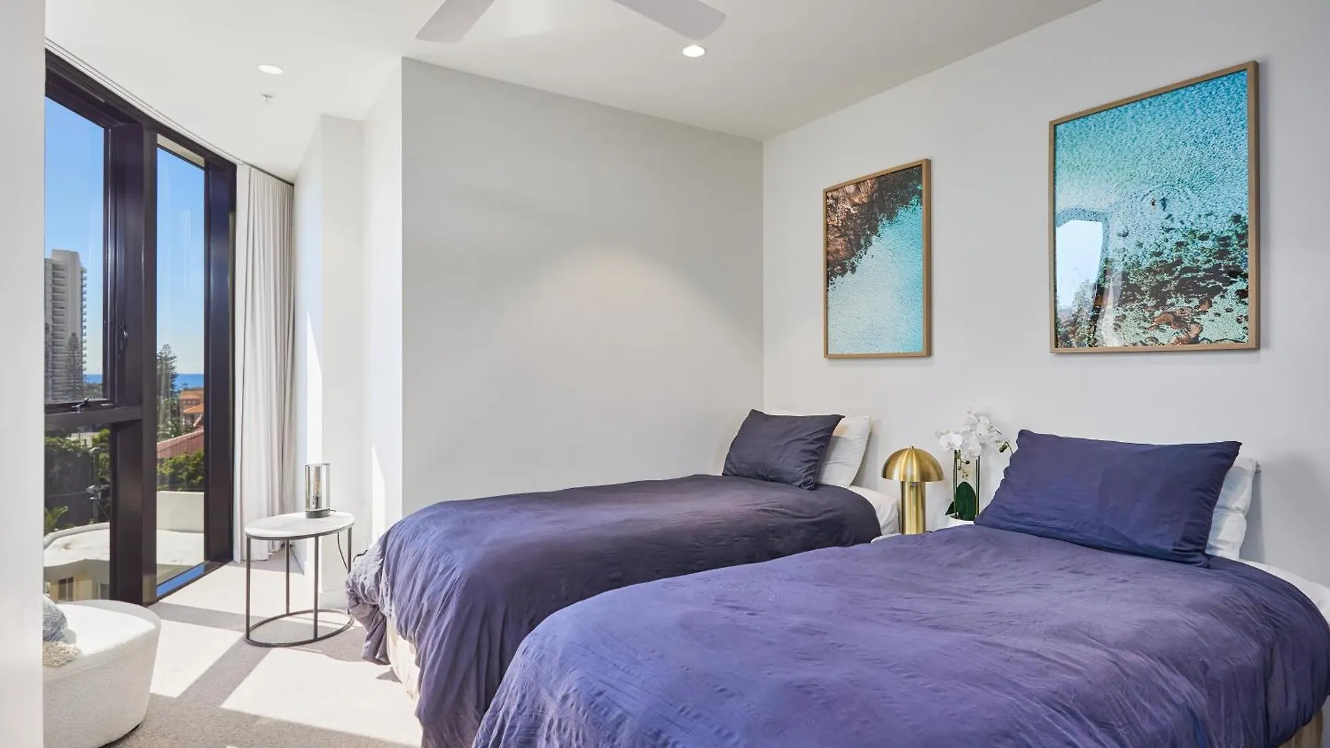 Oceanview Luxury Broadbeach 2 Bedroom Gold Coast