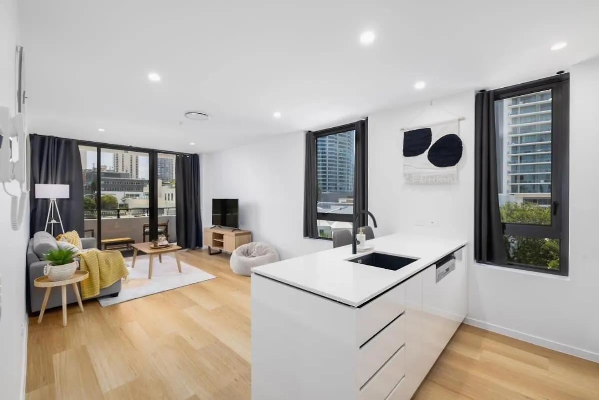 Brand New Cozy 1br Business Nbn Gym Apartamento