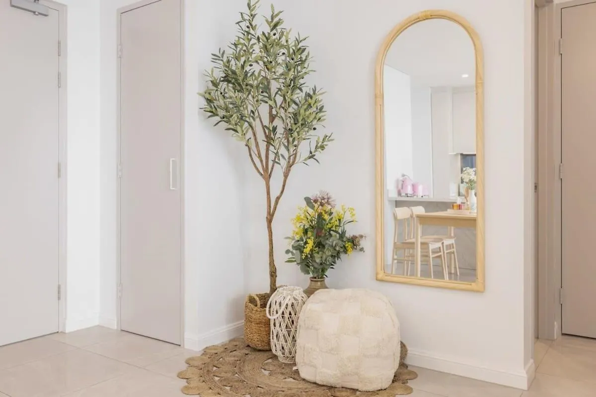 Just A Stone's Throw To The Brand New 2br Apartment