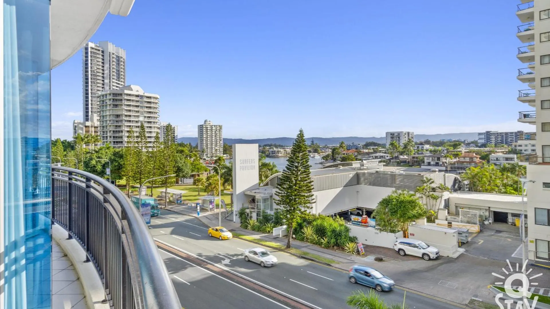 아파트 Chevron Renaissance Surfers Paradise Mid Week Madness Deal - Q