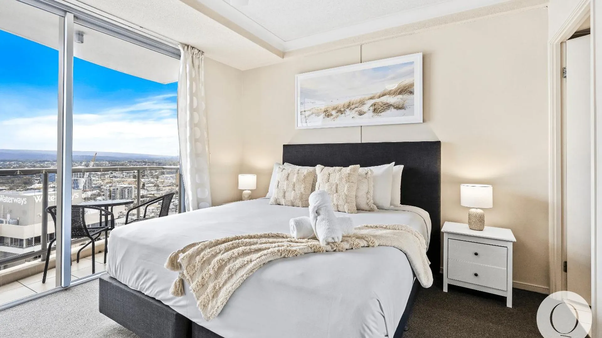 아파트 Chevron Renaissance Surfers Paradise Mid Week Madness Deal - Q