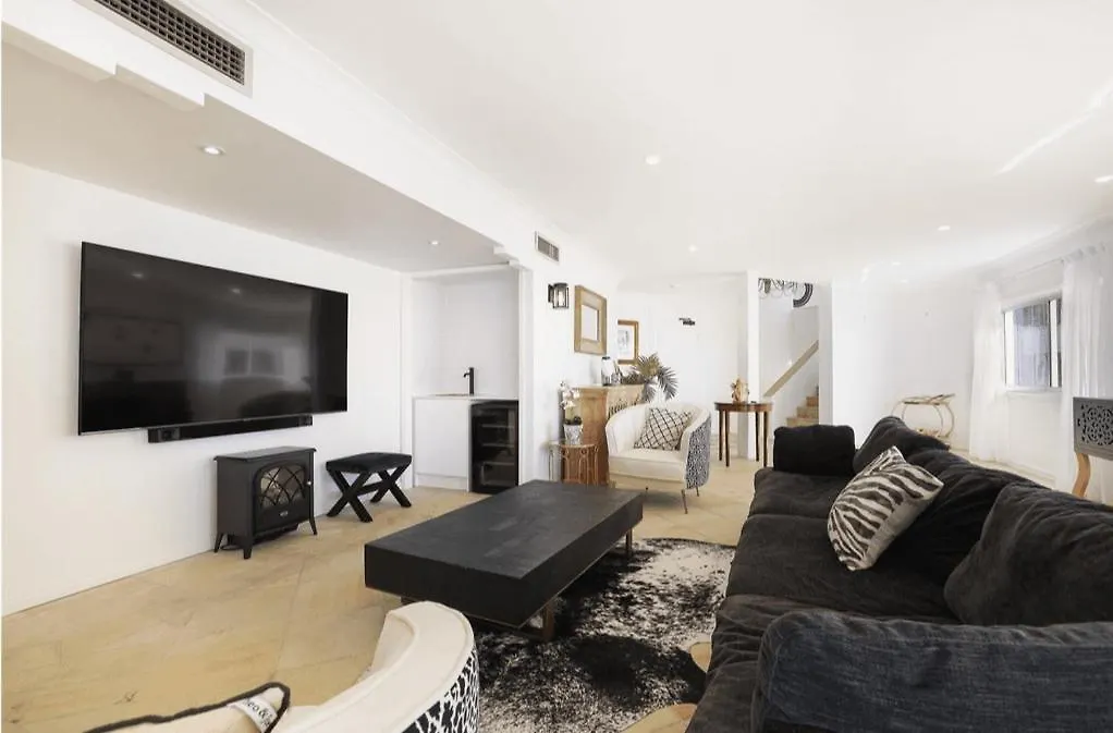 3 Bedroom Floor Beachfront In Surfers Paradise - Q 黄金海岸