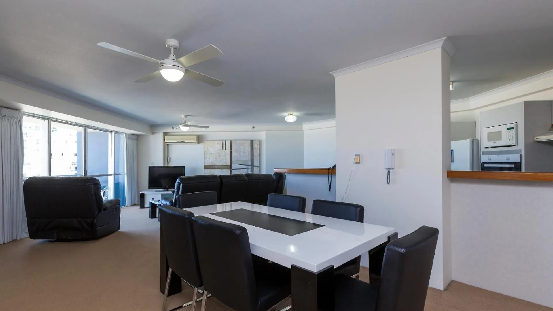 Aparthotel Points North 4*
