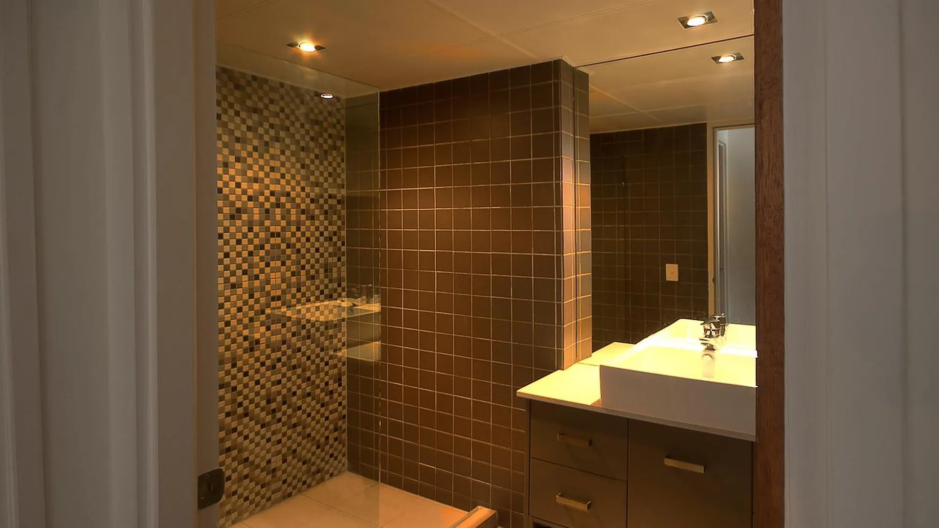 Narrowneck Court 4* Gold Coast