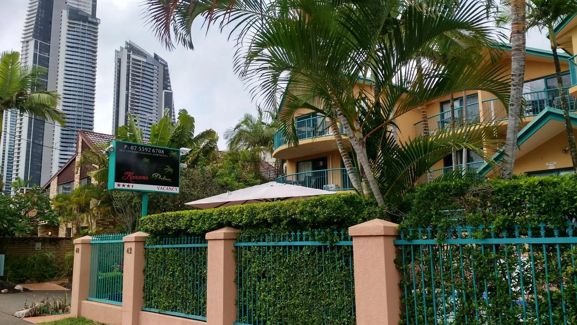 Karana Palms Aparthotel Gold Coast