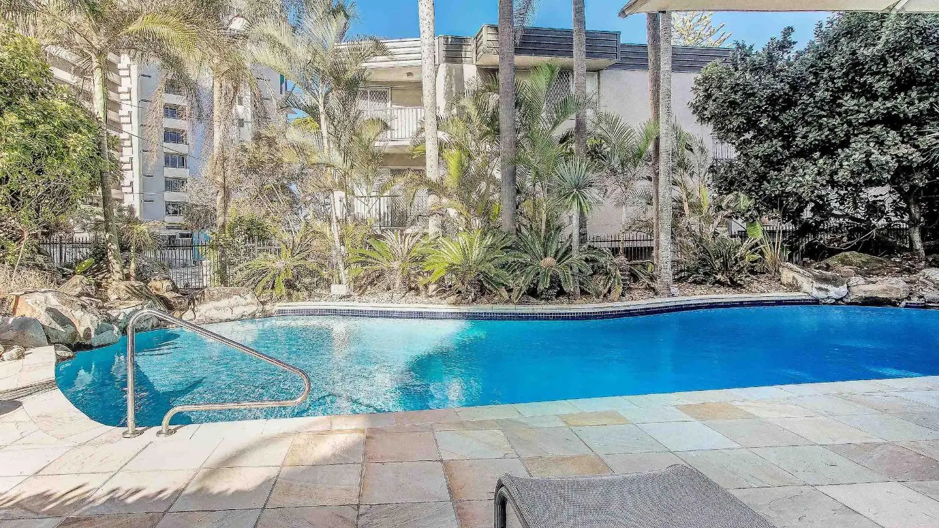 Baronnet Aparthotel Gold Coast