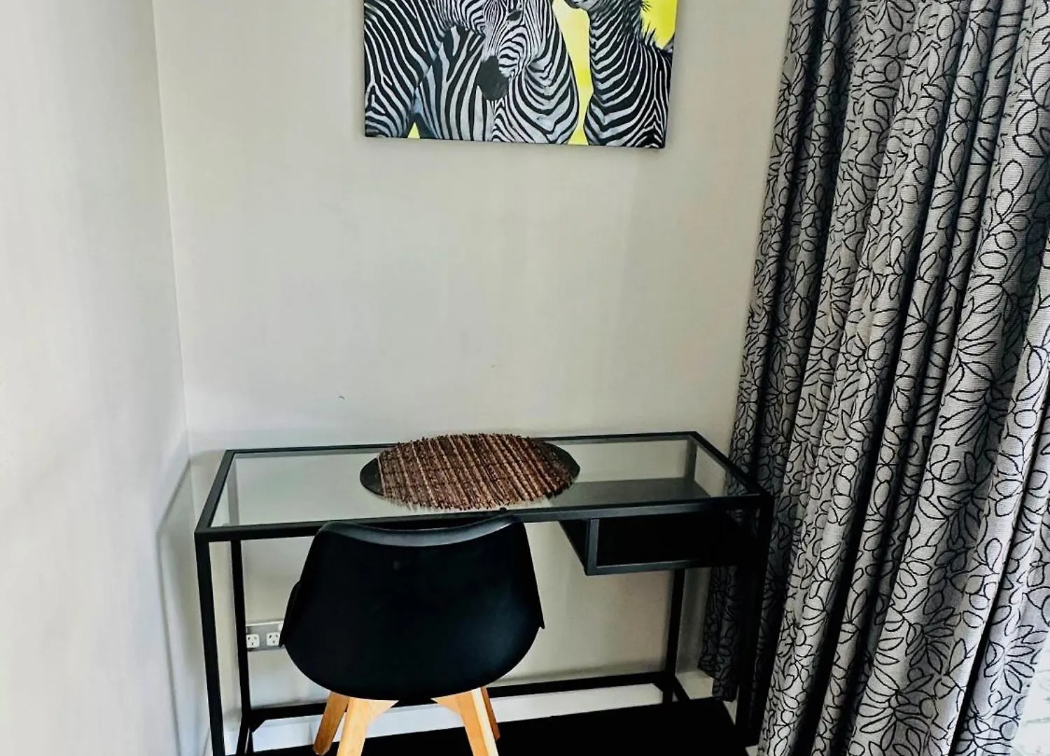 Апартаменты Zanzibar Fantastic 1 Bedroom