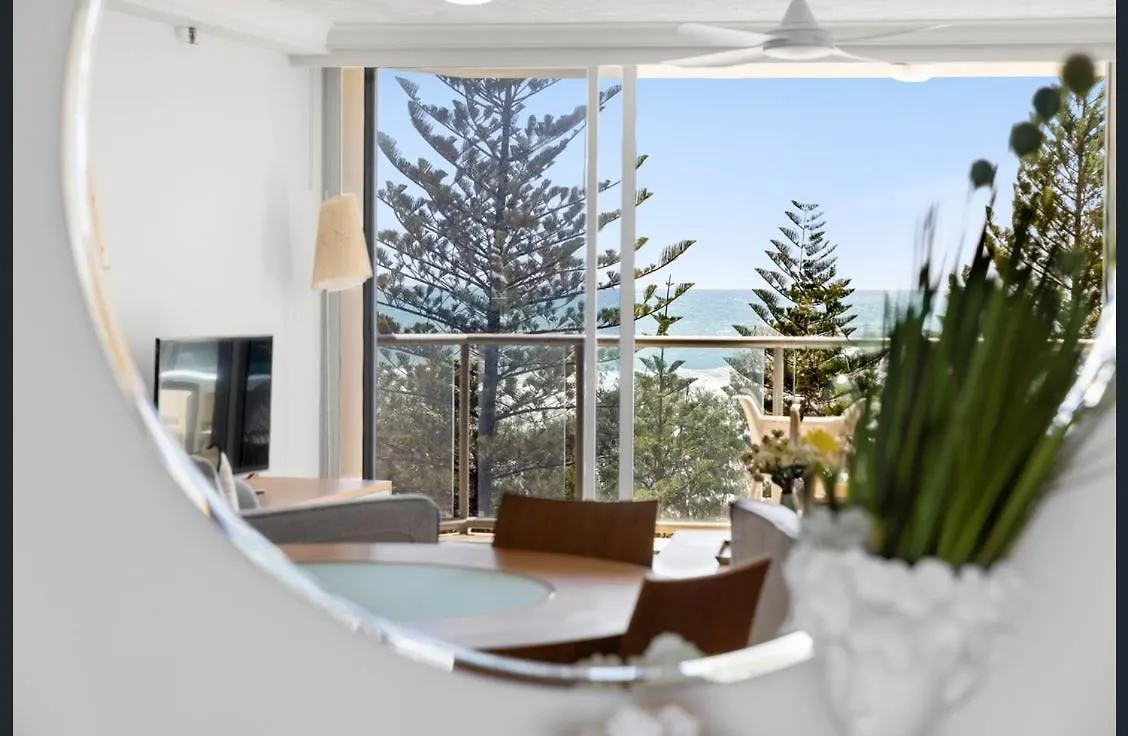 Seaside Retreat With Ocean Views *