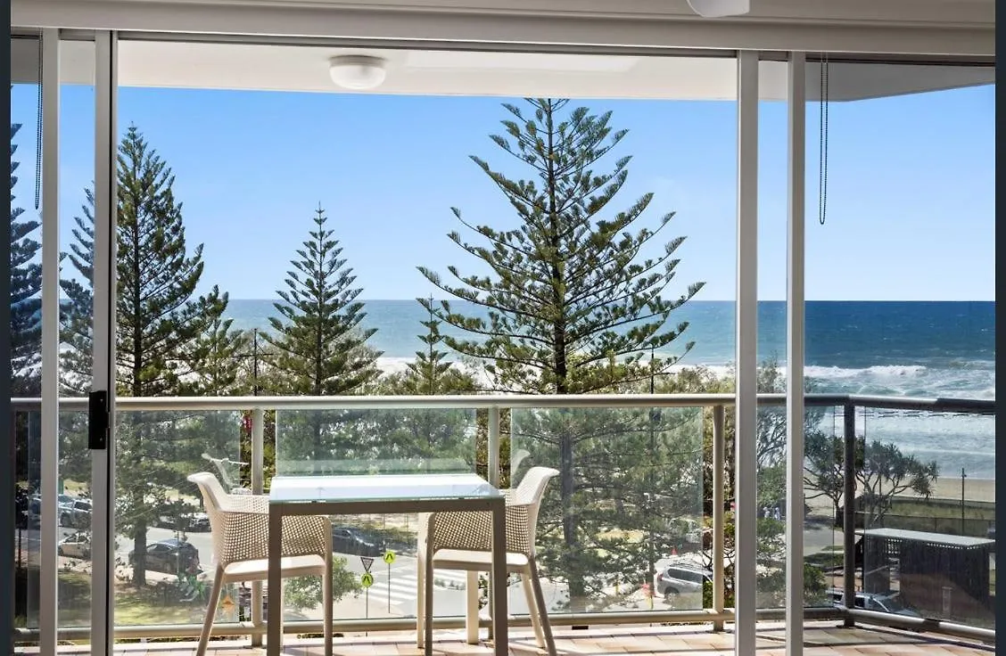 Apartment Seaside Retreat With Ocean Views Gold Coast