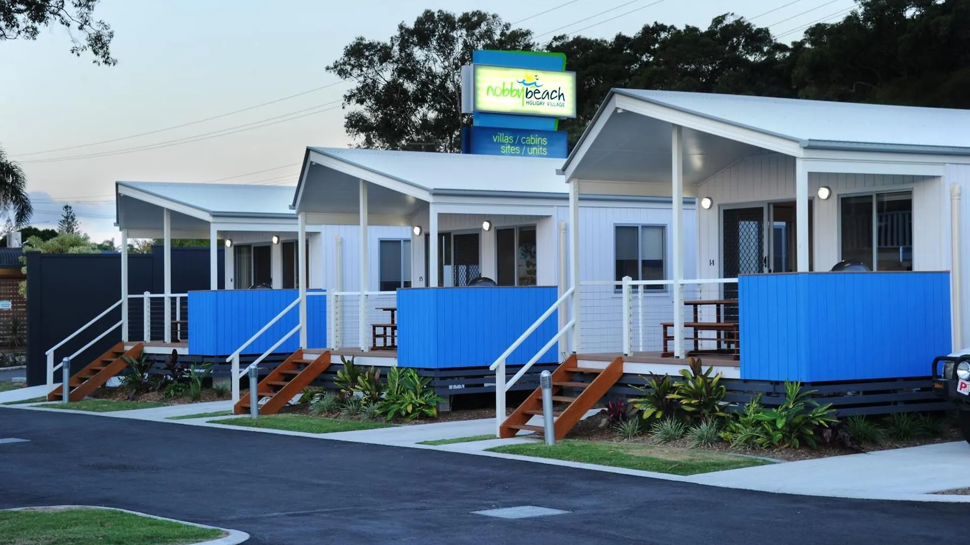 Nobby Village Tatil parkı 4*