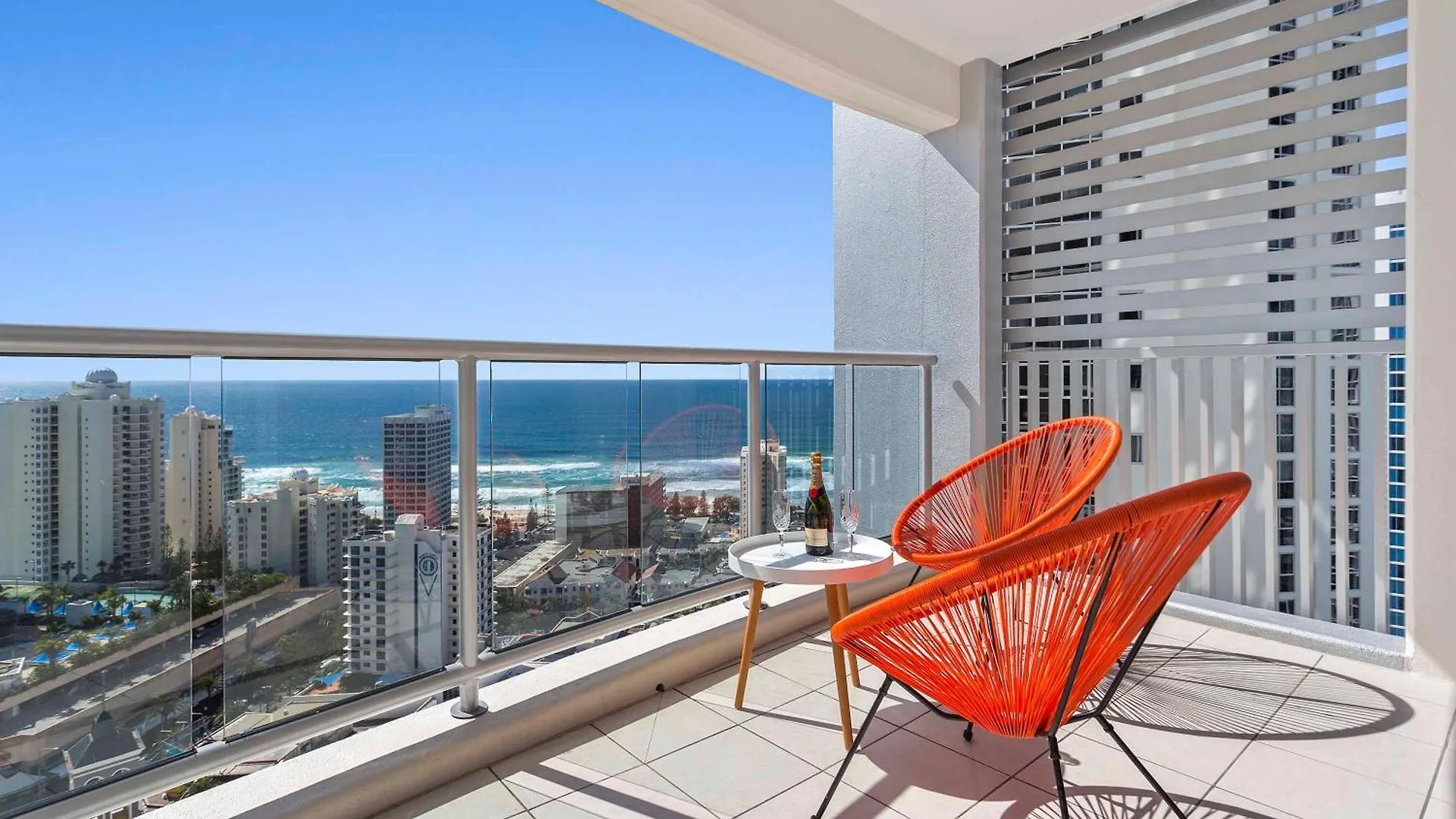 Chevron Renaissance * Gold Coast