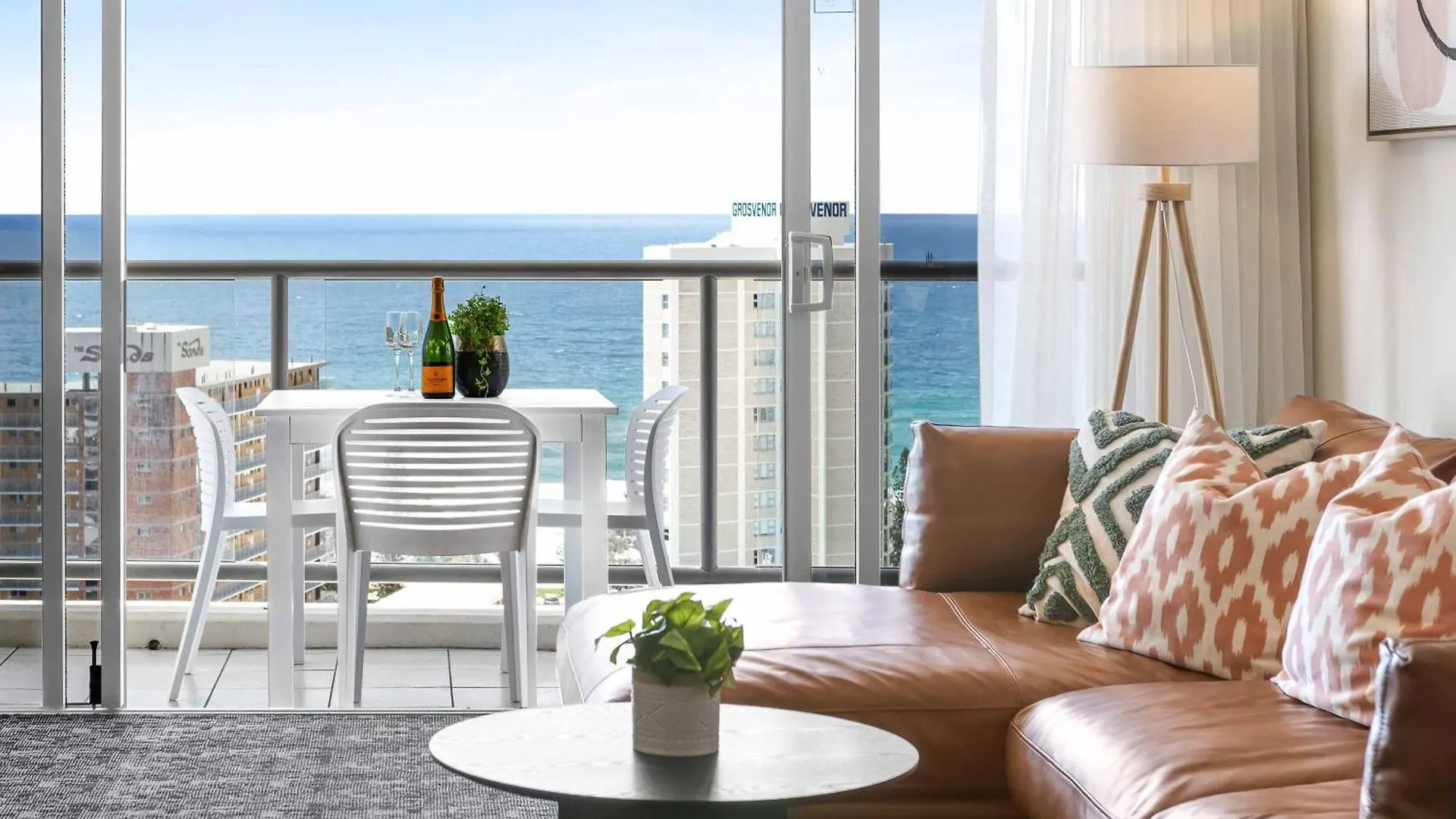 Chevron Renaissance * Gold Coast