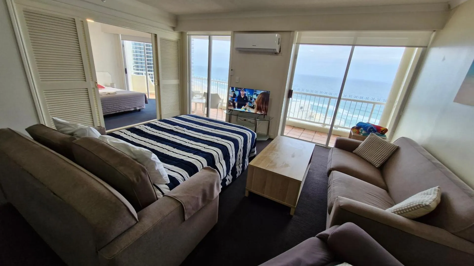 Apr Private Moroccan By The Apartment Gold Coast