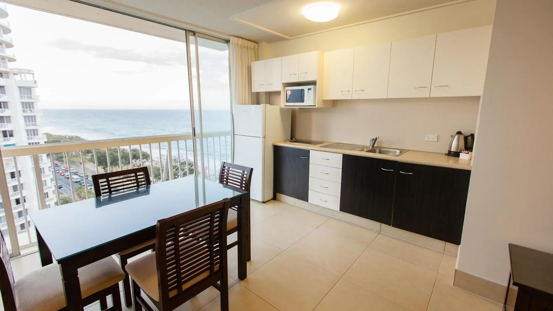 Chateau Beachside Gold Coast