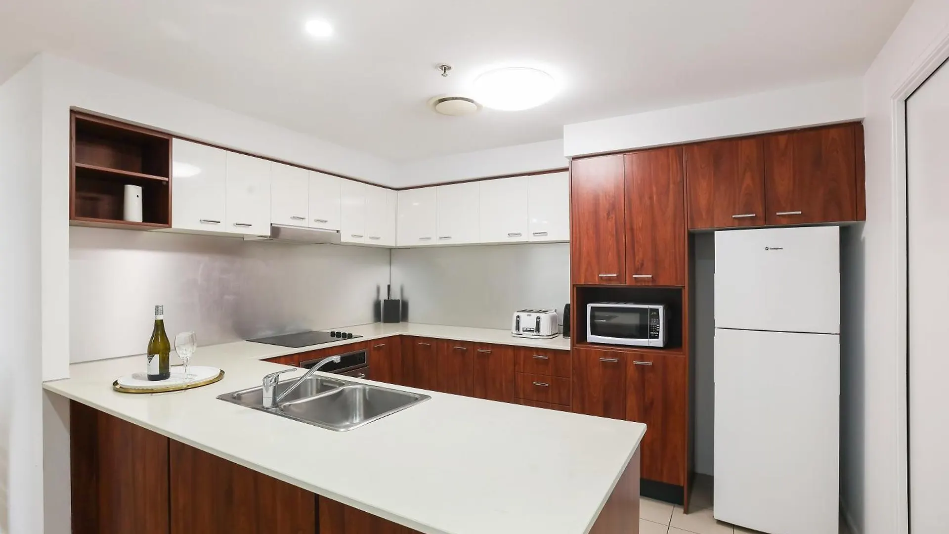 Apartment Chevron Renaissance Surfers Paradise Sleeps 10 1st Floor - Optimise
