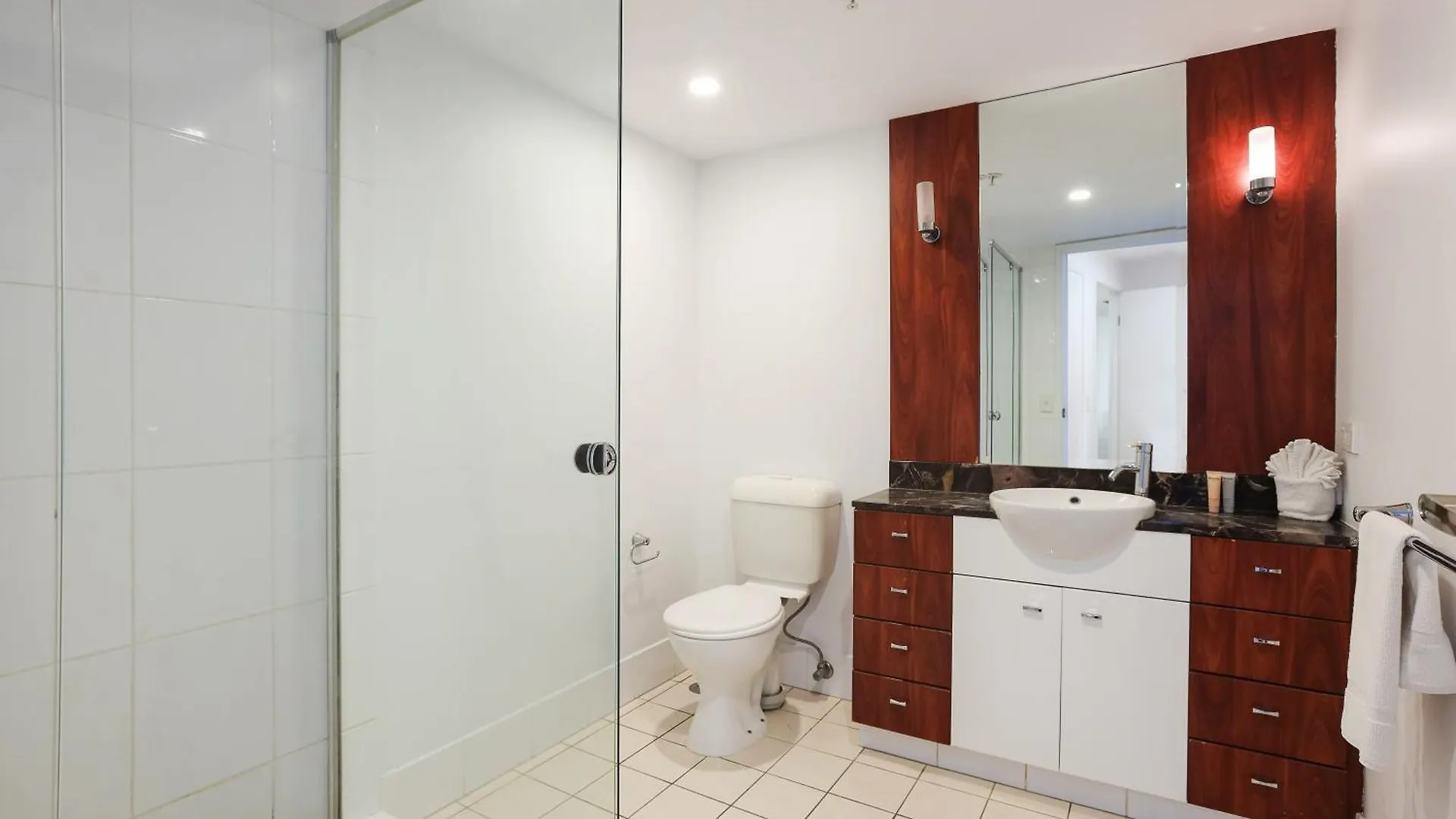 Chevron Renaissance Surfers Paradise Sleeps 10 1st Floor - Optimise * Gold Coast