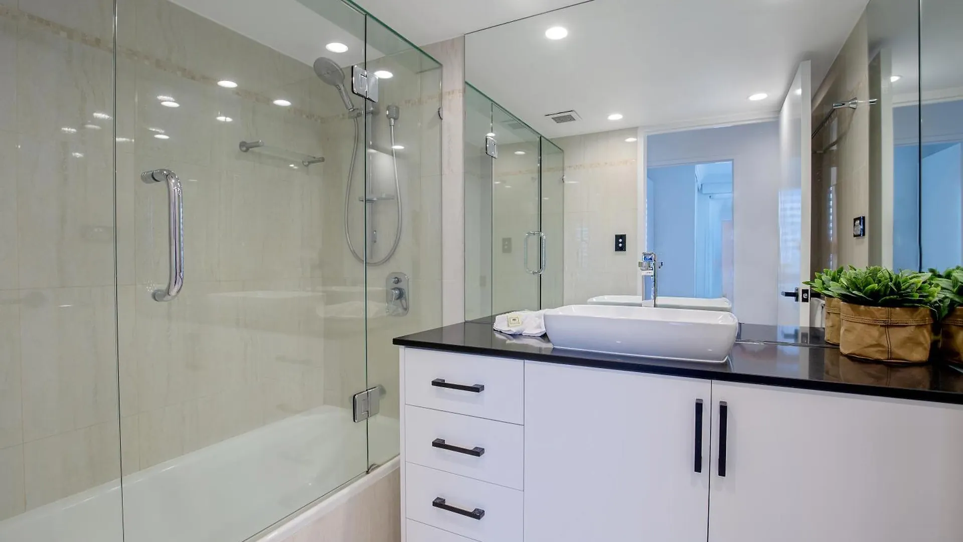 Carool 3* Gold Coast