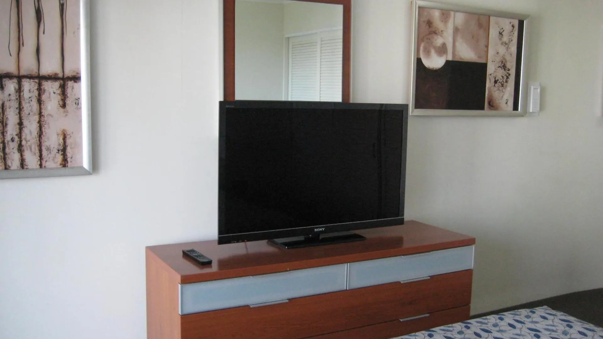 Bel Air On Broadbeach - Official 4*