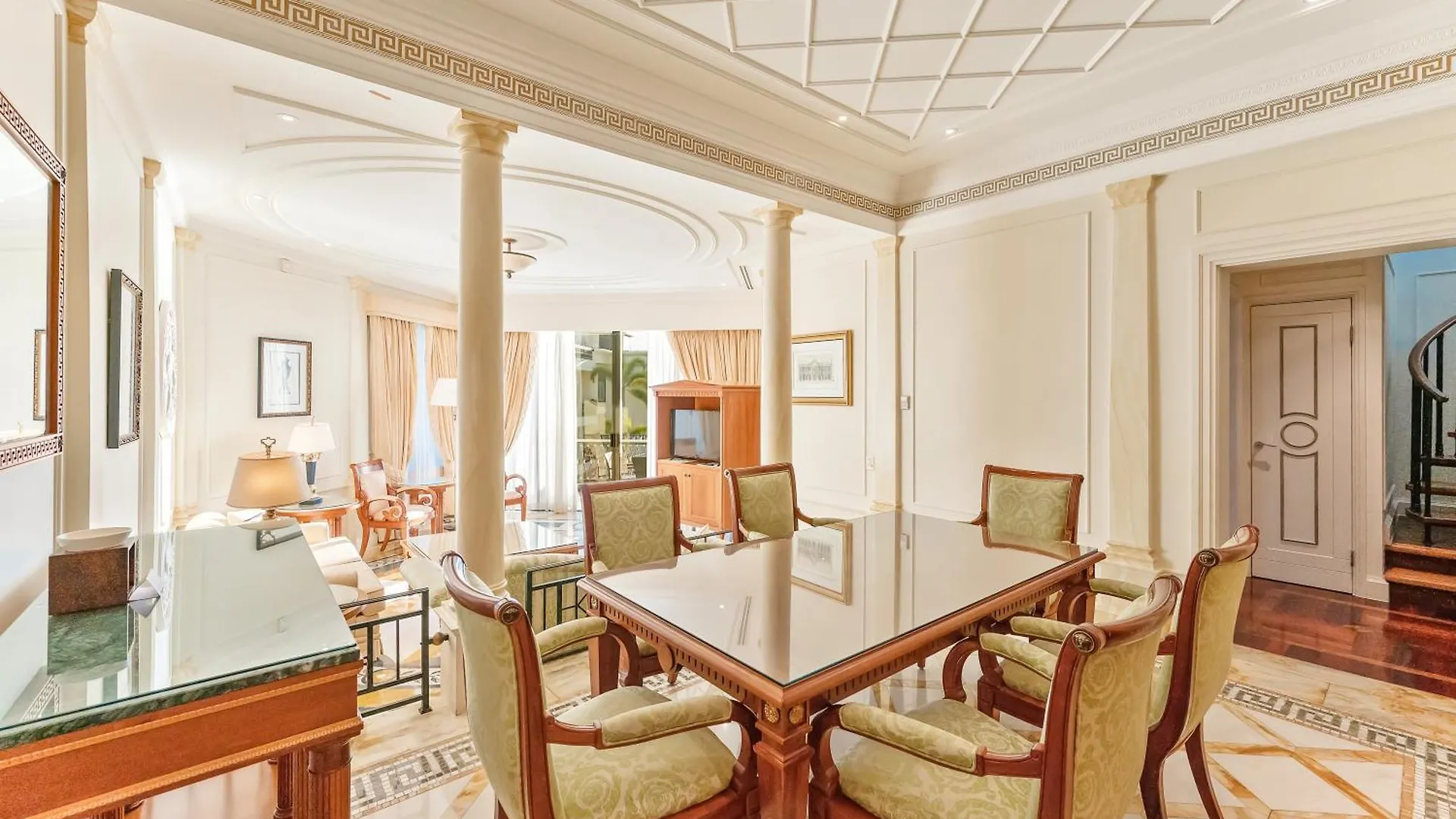 Hotel Imperial Gold Coast