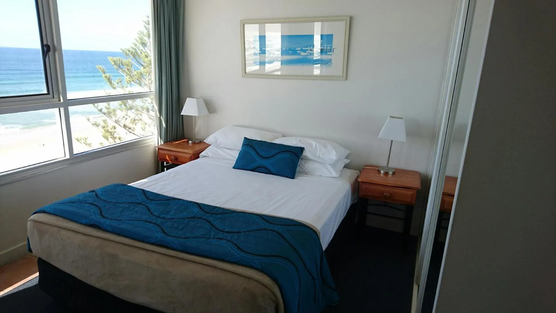 Chateau Beachside 3* Gold Coast