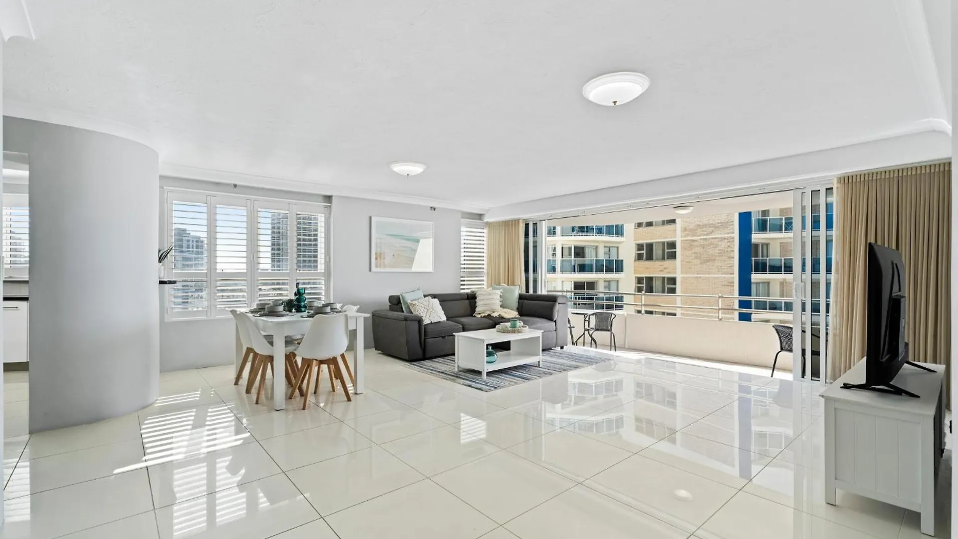3 Bedroom Ocean View Unit At Zenith In Surfers Paradise - Q アパート *