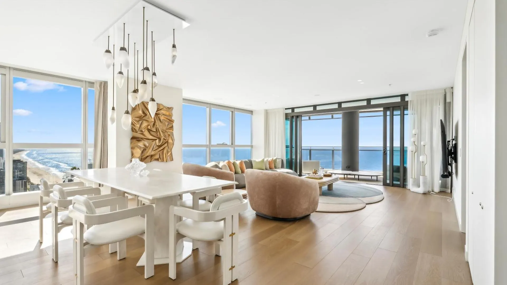 Jewel Beachfront Residences Apartament *