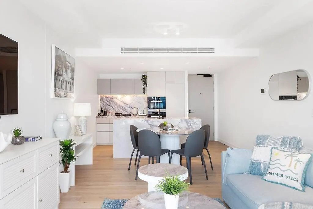 Beachfront Luxe 2bedroom With Sunset River Views Apartment