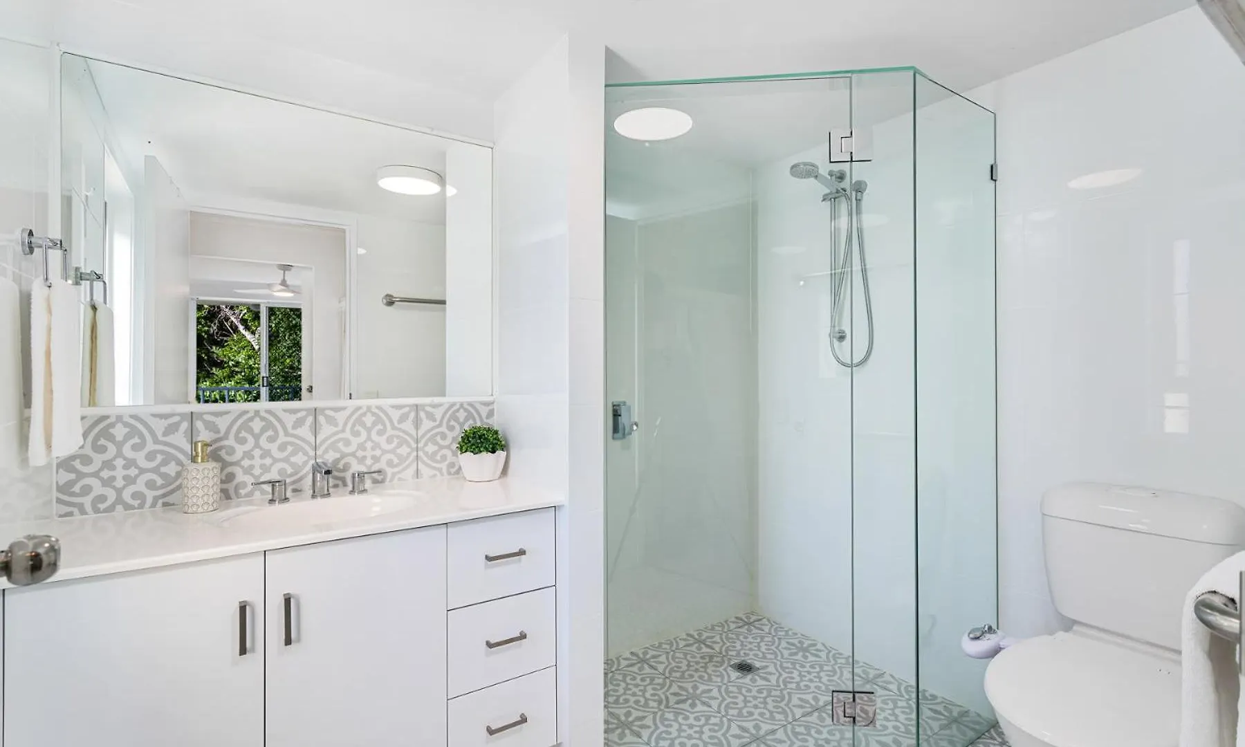 Poinsettia Beach Broadwater Retreat Appartement *