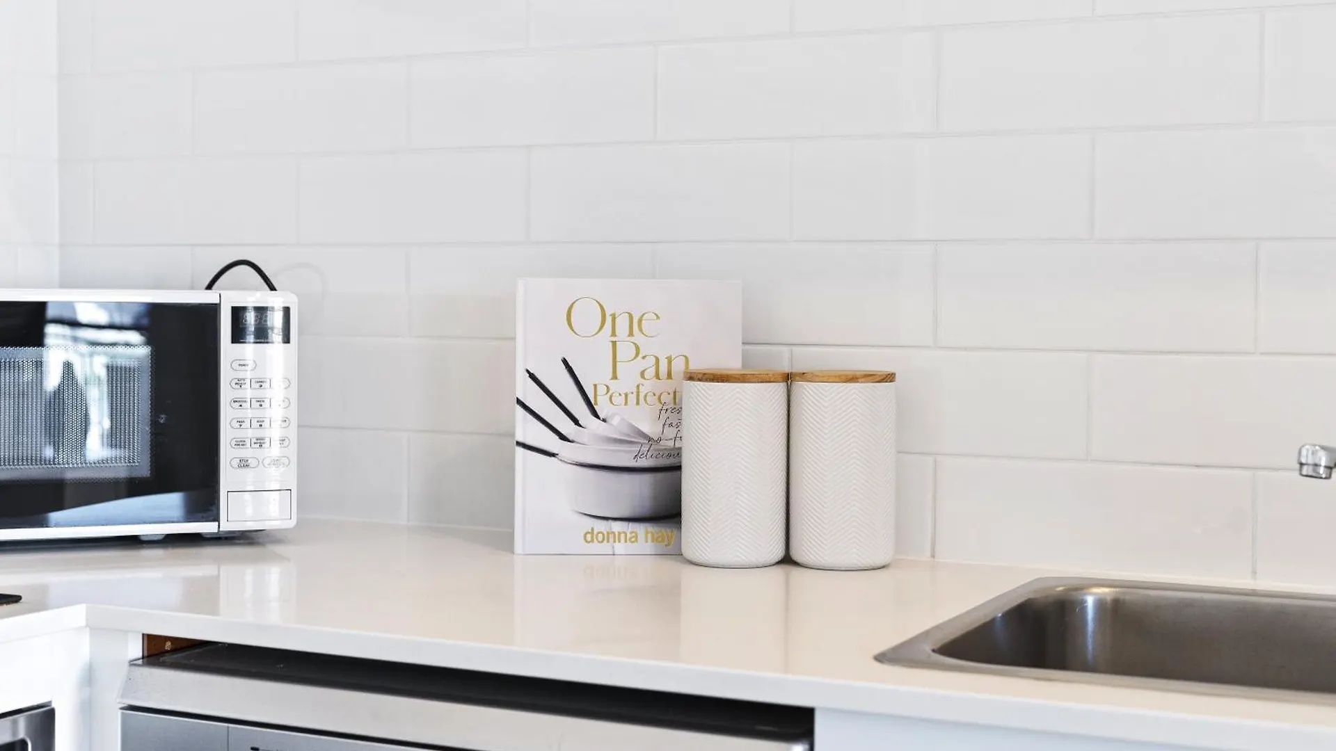 Chevron Renaissance Surfers Paradise Mid Week Madness Deal - Q 아파트 골드코스트