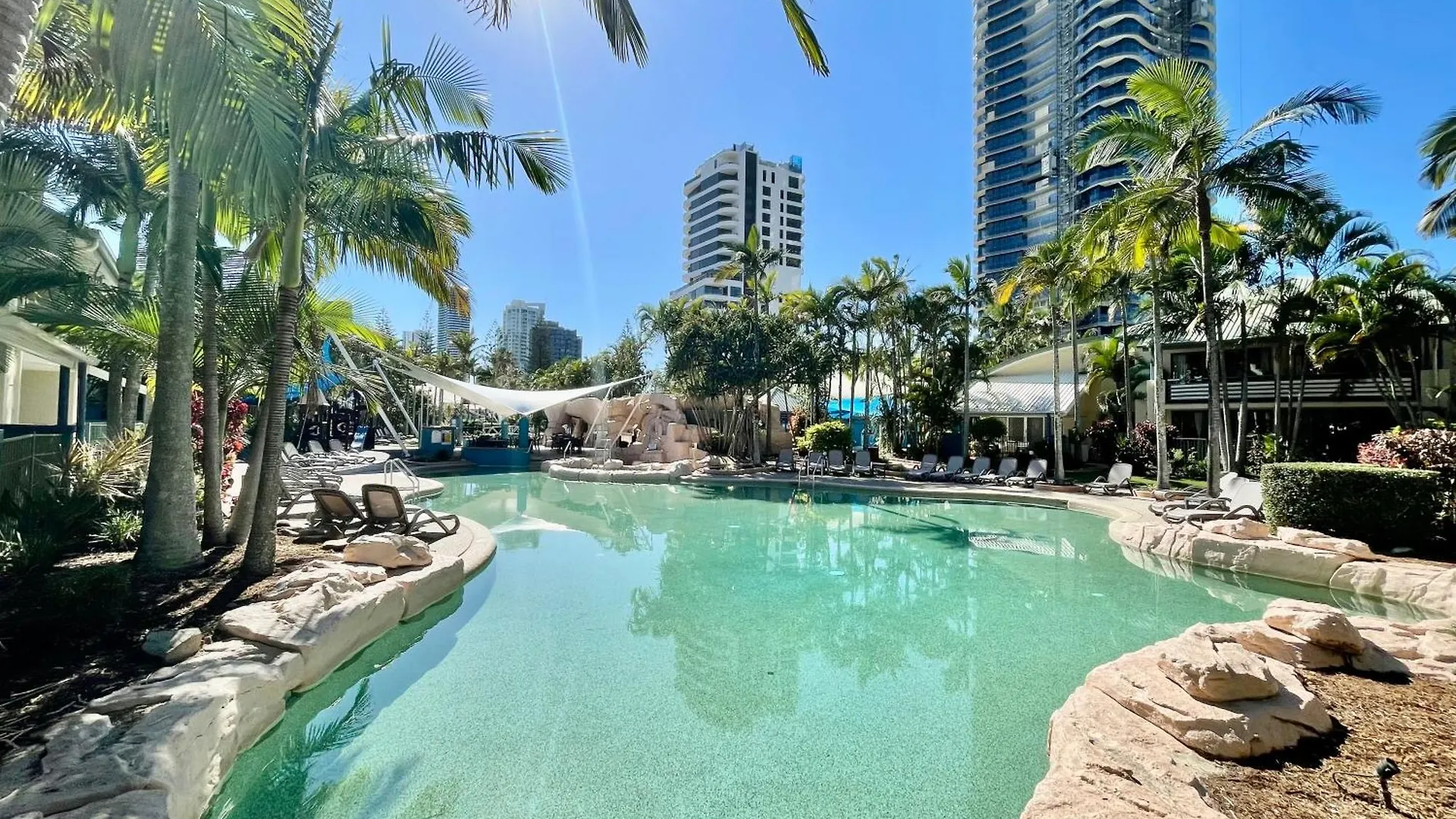 Apartment Diamond 127 *