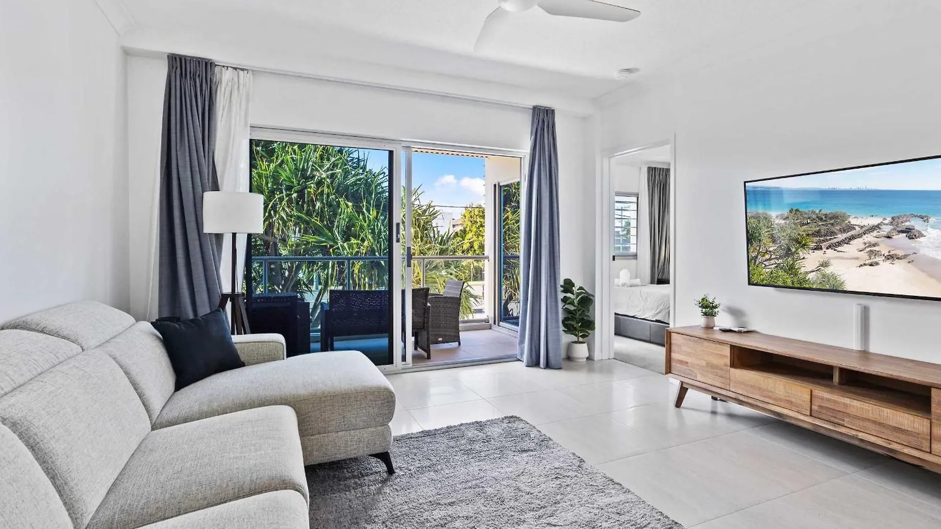 Relax In Luxury At Sunrise Cove Apartmán