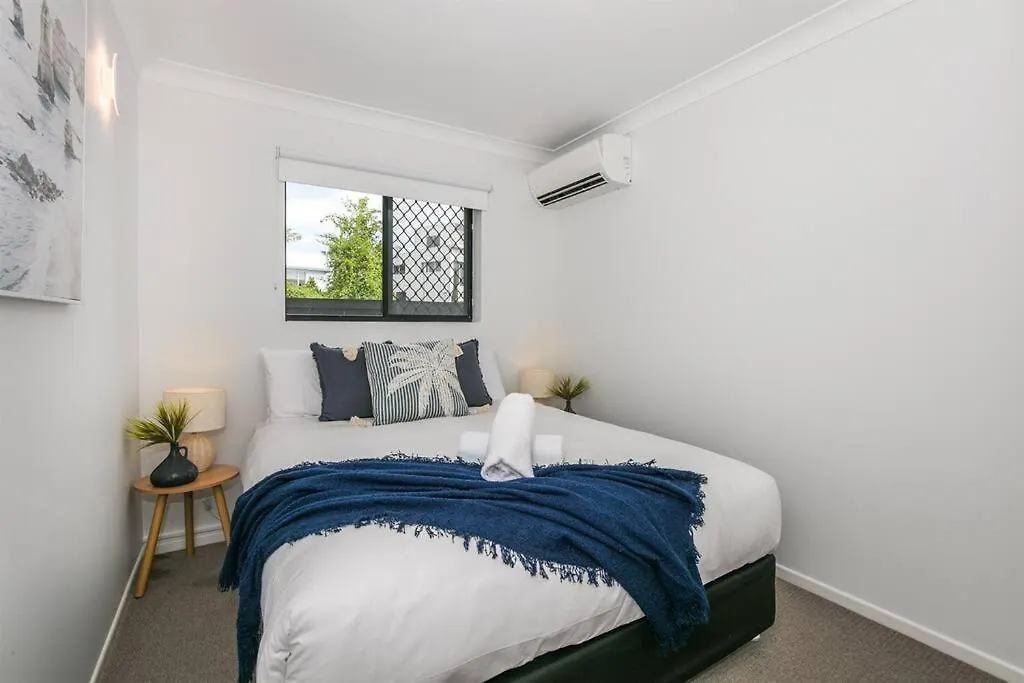 Feriehus Bliss At Broadbeach - Large Canal Facing Gold Coast