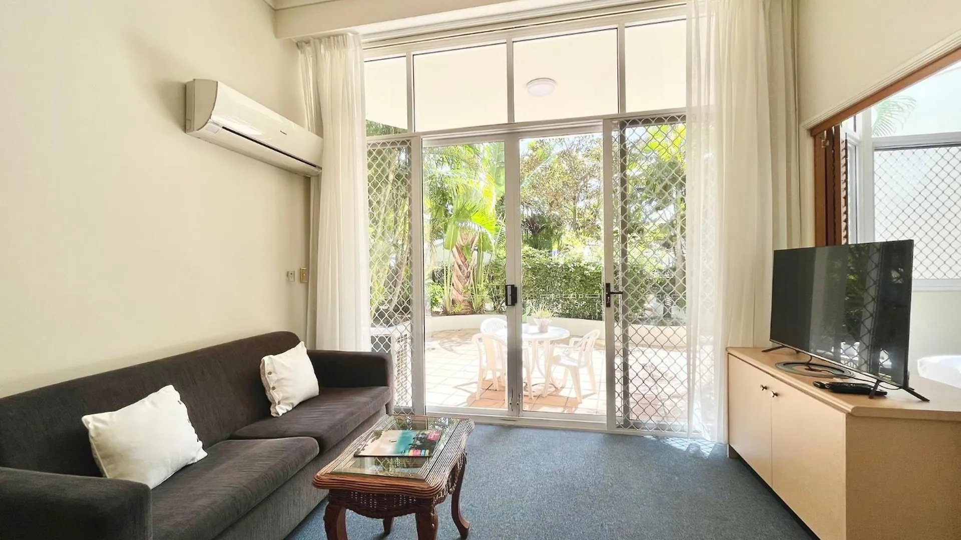 Surf Parade Aparthotel Gold Coast