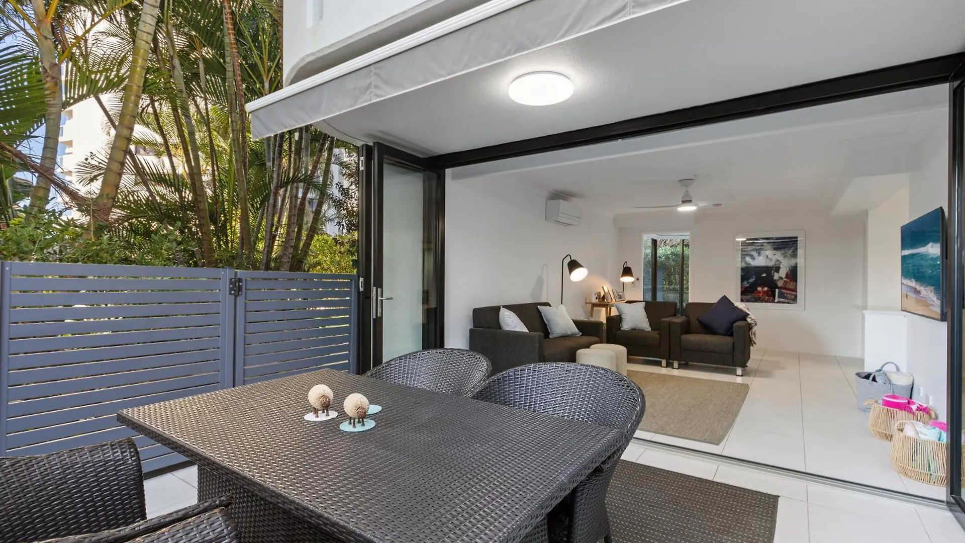 Pacific Broadbeach 4*