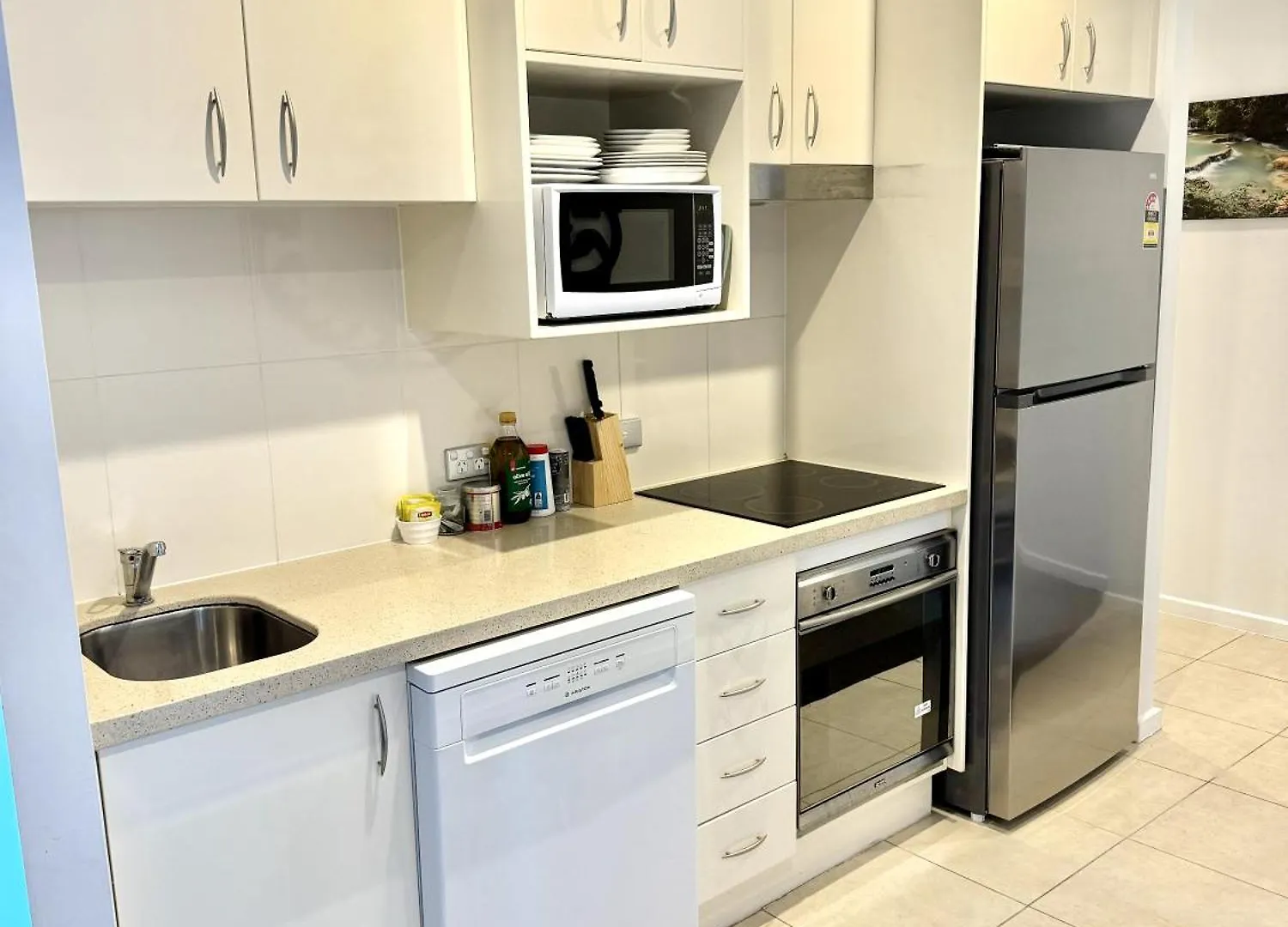 Apartman Modern 2 Bedroom Apt Near Tram & Ocean