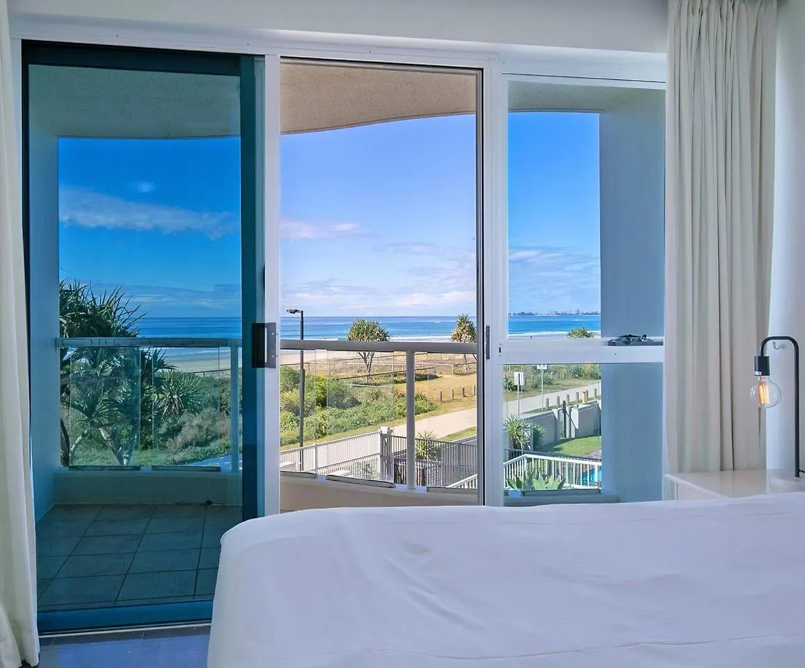 Apartment 'oceanview Oasis' Family-friendly Palm Retreat Gold Coast