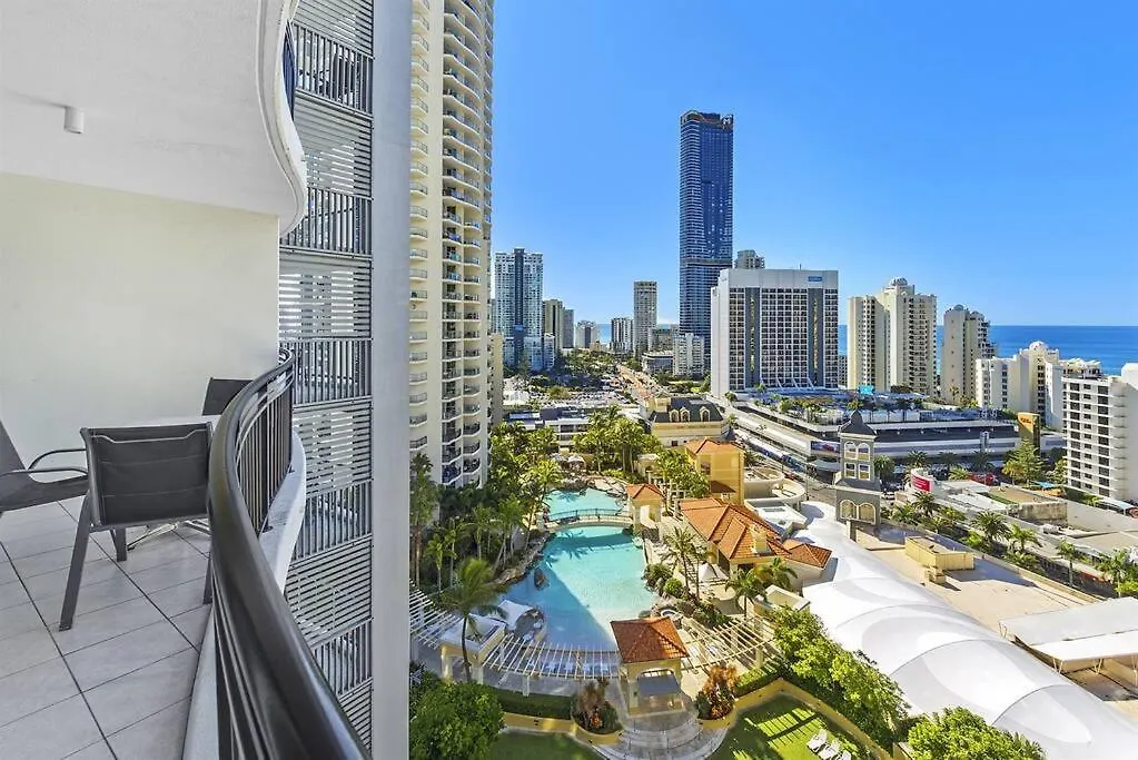 Bliss At The Towers - Surfers Central! Apartment