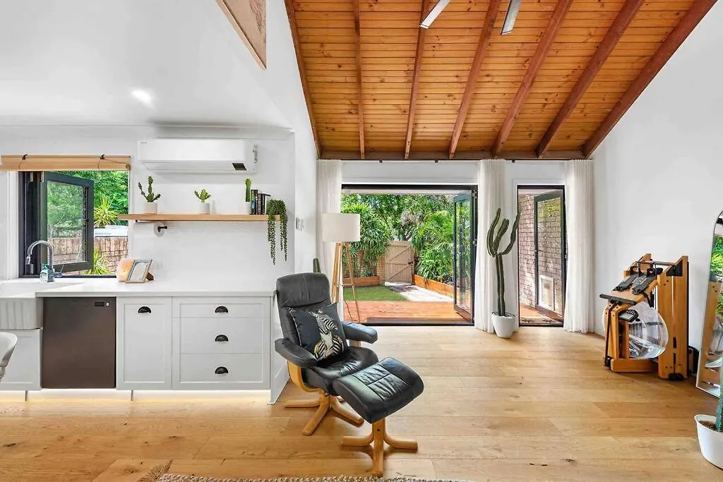 Coastal Comfort In Burleigh Heads Parking And Wifi Gold Coast