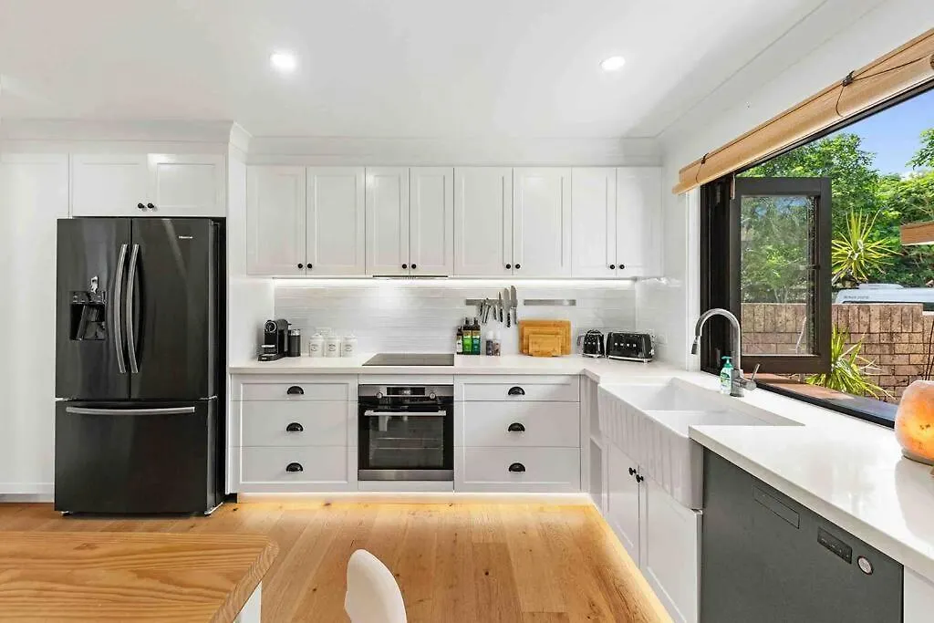 Coastal Comfort In Burleigh Heads Parking And Wifi *